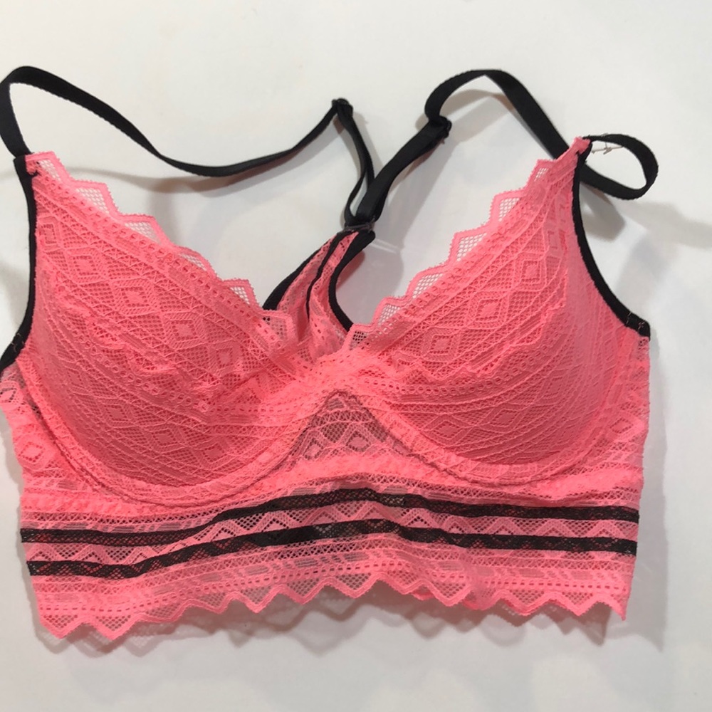 NWT Victoria’s Secret PINK racerback bra